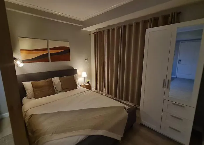 Homey Unit In Bgc - B Soma Nt *